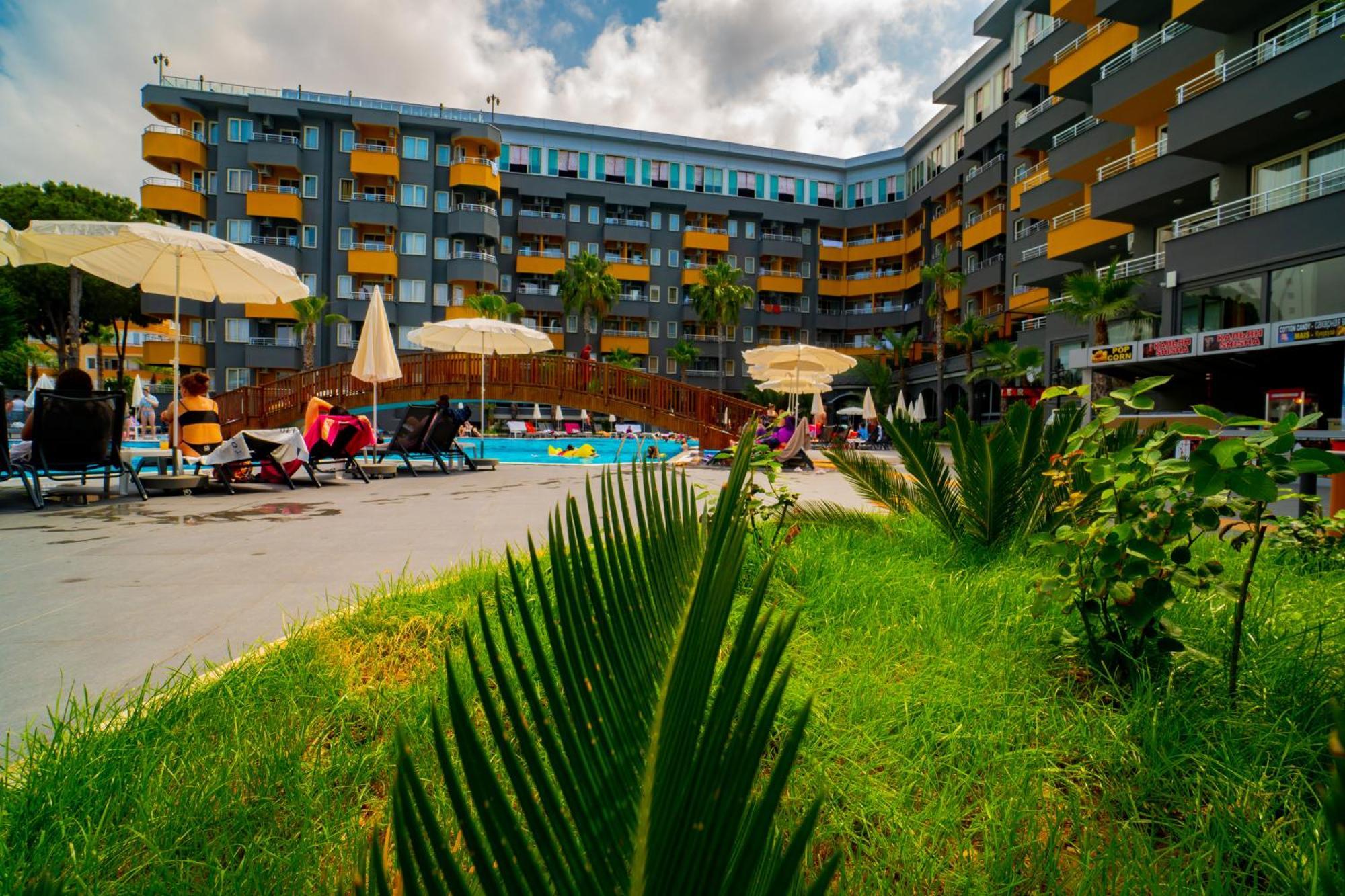 Senza Grand Santana Hotel ماهموتلار المظهر الخارجي الصورة