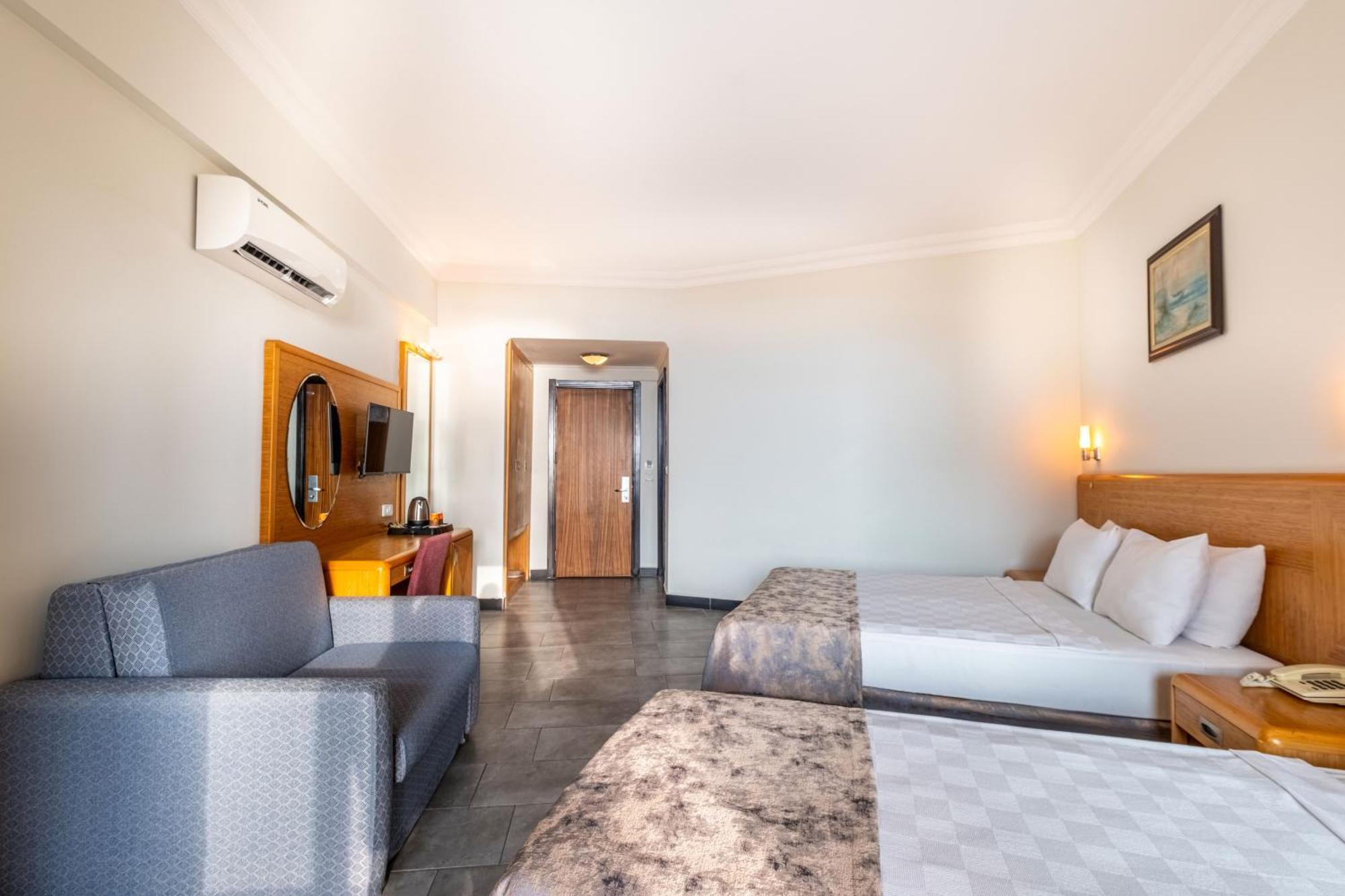 Senza Grand Santana Hotel ماهموتلار المظهر الخارجي الصورة